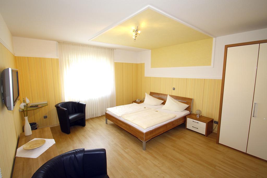 Hotel Geromont Plaidt Extérieur photo